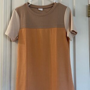 Neutral Colorblock Ribbed Tee Dress in Tan and Peach